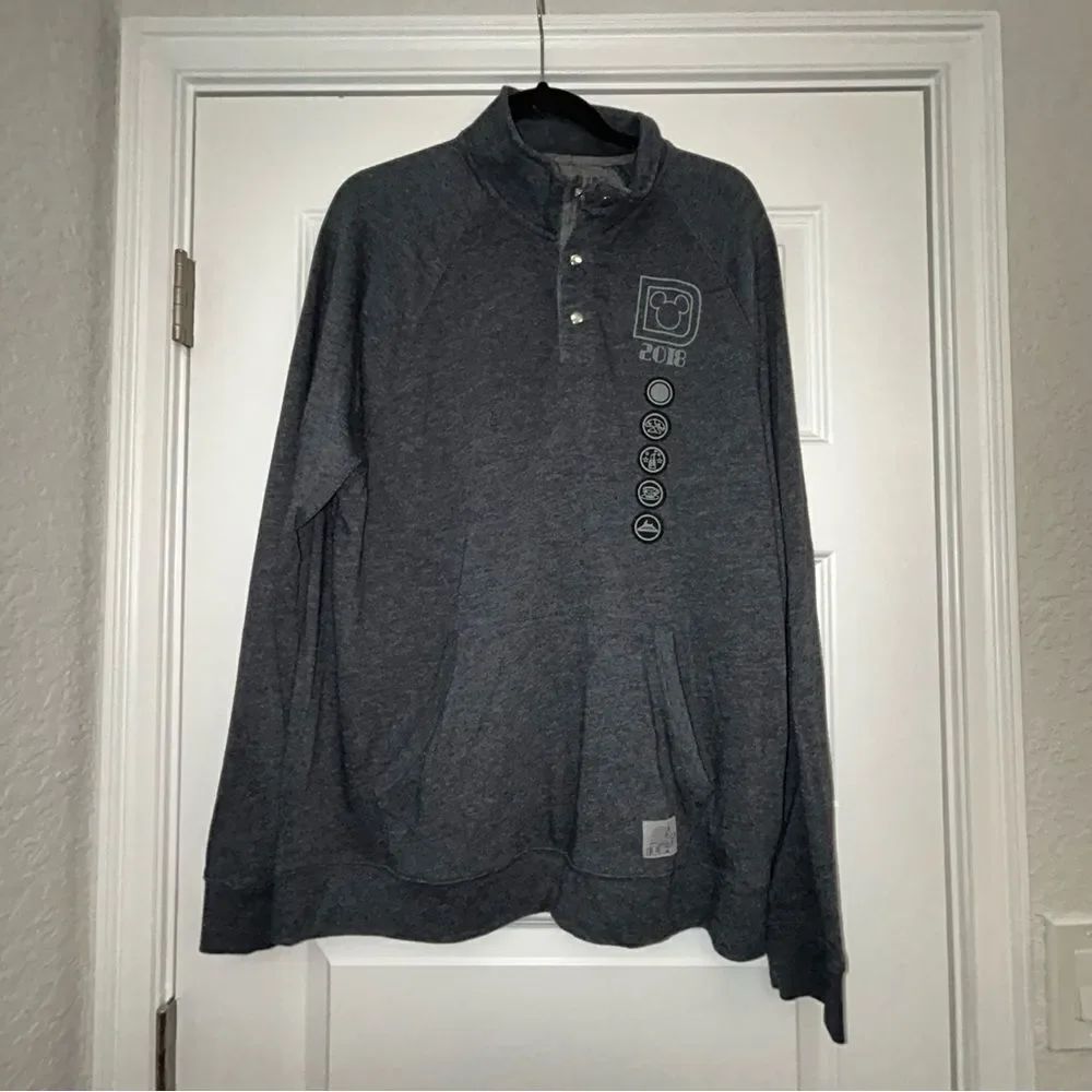 Disney Parks 2018 1/4 Button Front Long Sleeve Pull Over Sweatshirt